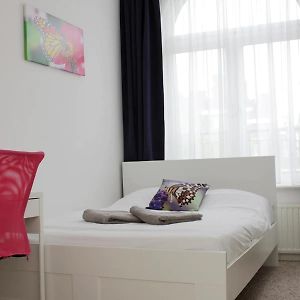 Budget Kamer met een King Size Bed